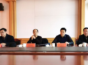 安然临夏建设考评组对Z6尊龙凯时公司安然临夏建设工作进行考评